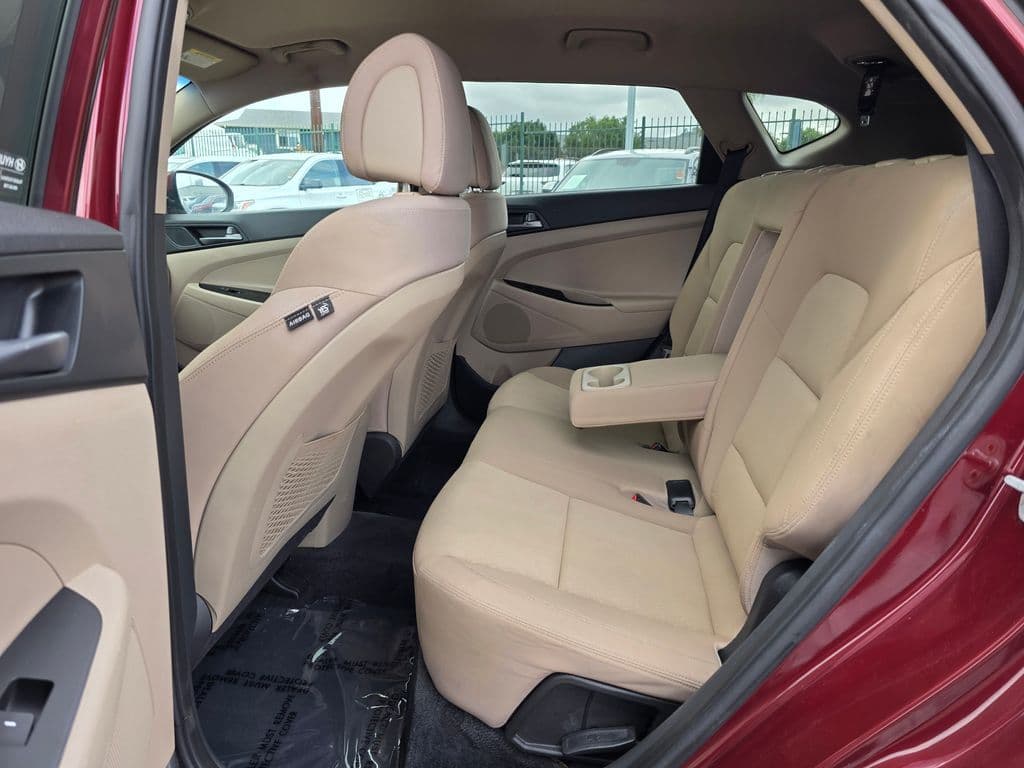 2016 Hyundai Tucson SE - Photo 18
