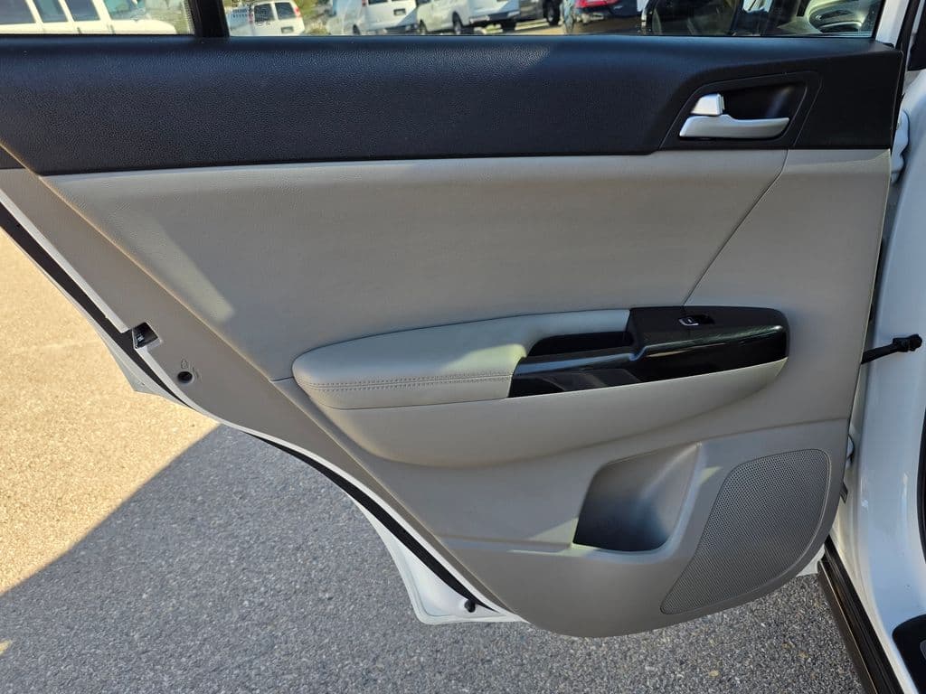 2020 Kia Sportage S - Photo 20