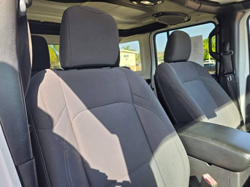 2018 Jeep Wrangler Unlimited Sport - Photo 13