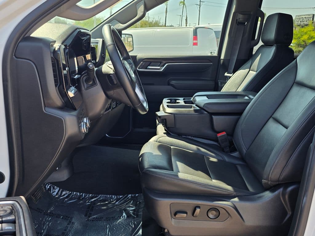 2025 GMC Sierra 1500 SLT - Photo 20