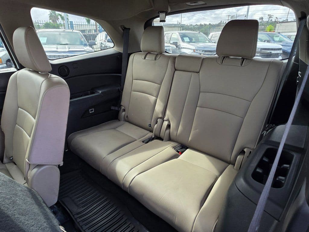 2019 Honda Pilot EX-L - Photo 18