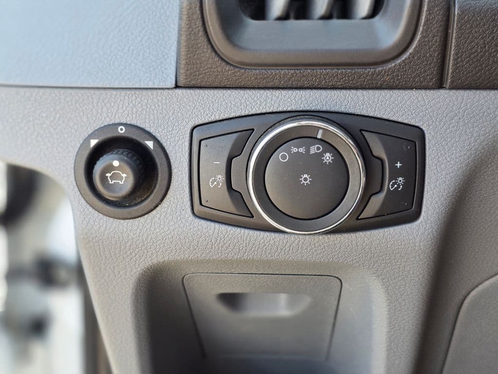 2018 Ford Transit-350 XLT - Photo 42