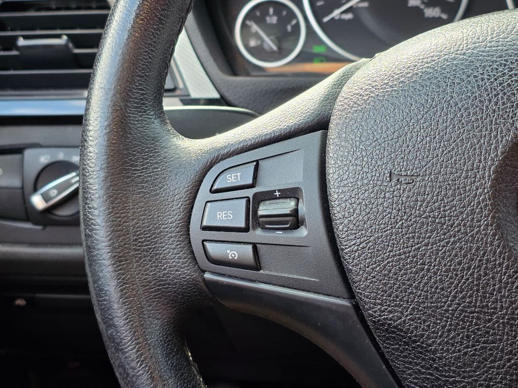 2018 BMW 3 Series 320i - Photo 26