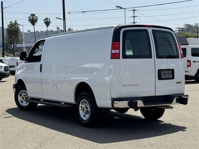 2022 GMC Savana 2500 Work Van - Photo 10