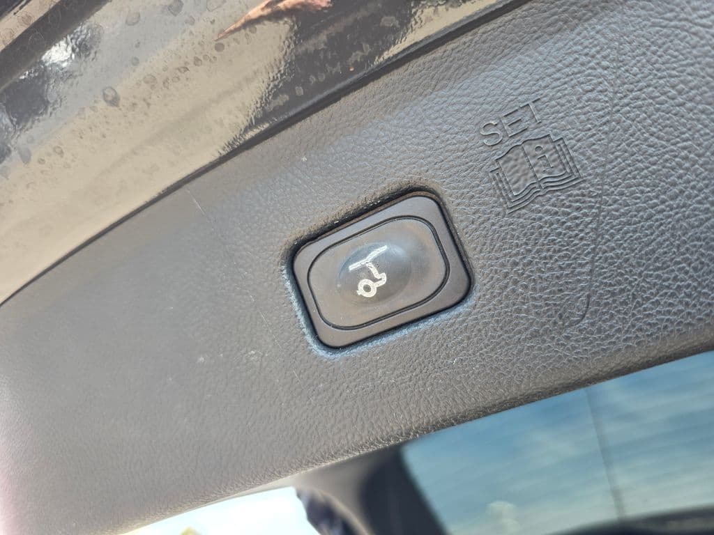2021 Ford Edge Titanium - Photo 13
