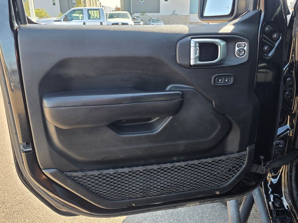 2020 Jeep Gladiator Sport - Photo 23