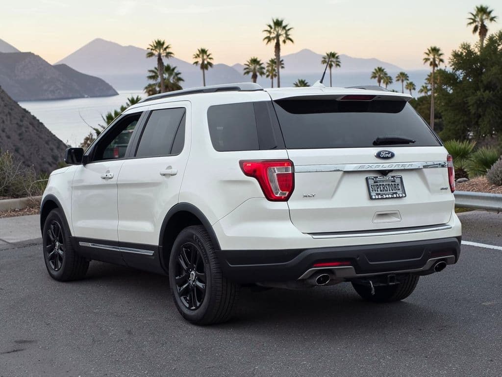 2018 Ford Explorer XLT - Photo 6