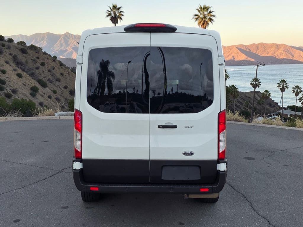 2023 Ford Transit-350 XLT - Photo 4