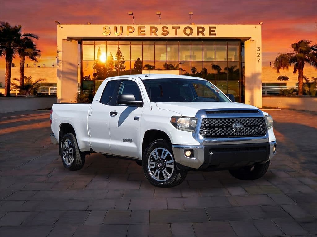 2018 Toyota Tundra SR5 - Photo 1