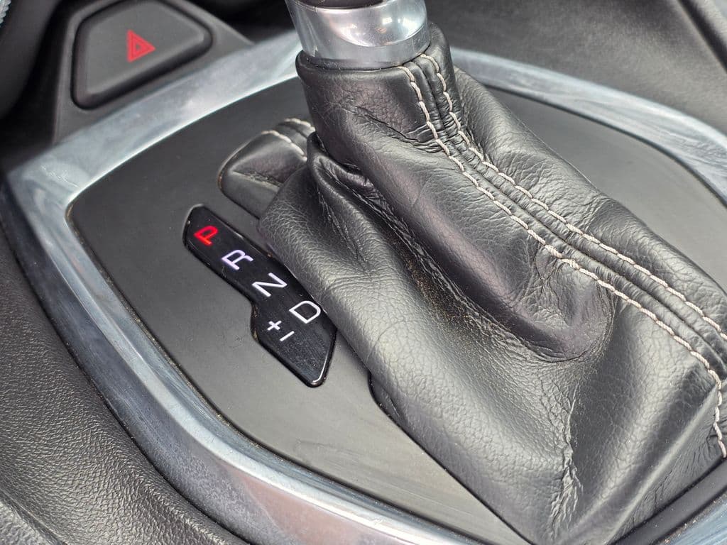 2017 Chevrolet Camaro 1LT - Photo 28