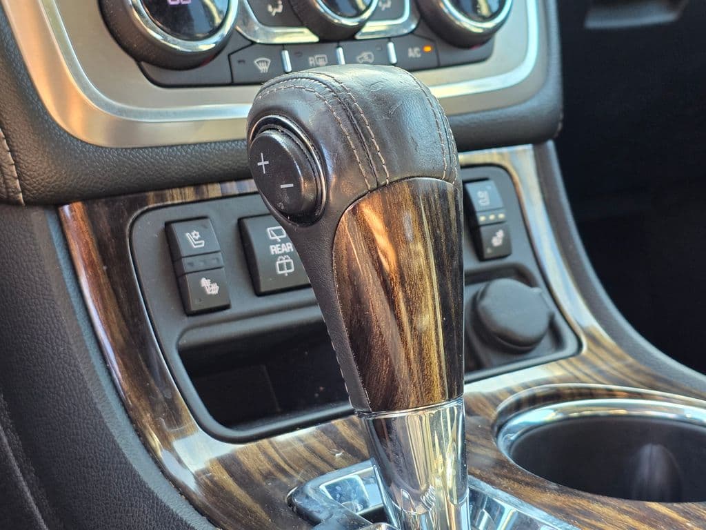 2016 GMC Acadia Denali - Photo 42