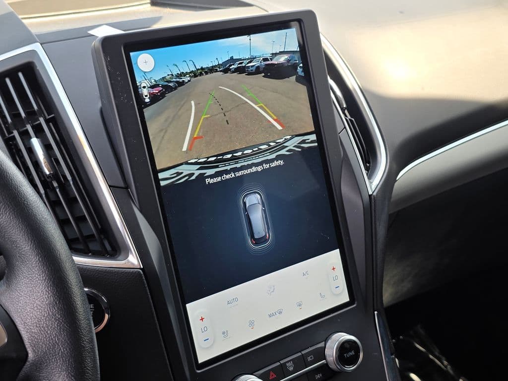 2021 Ford Edge Titanium - Photo 31