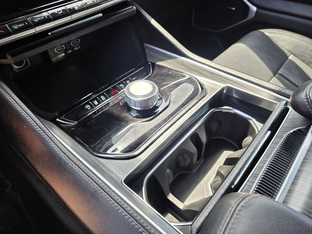2024 Jeep Wagoneer Series II - Photo 38