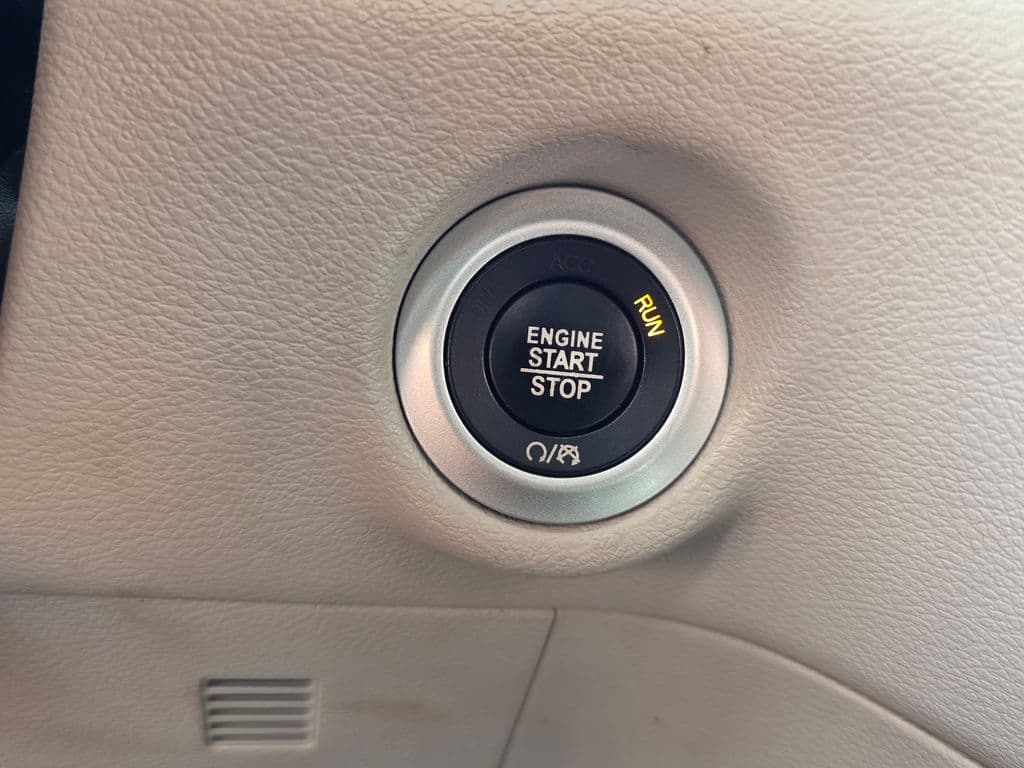 2017 Chrysler Pacifica LX - Photo 37