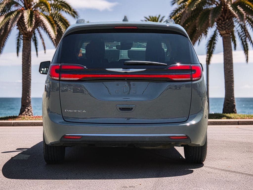 2022 Chrysler Pacifica Touring L - Photo 6
