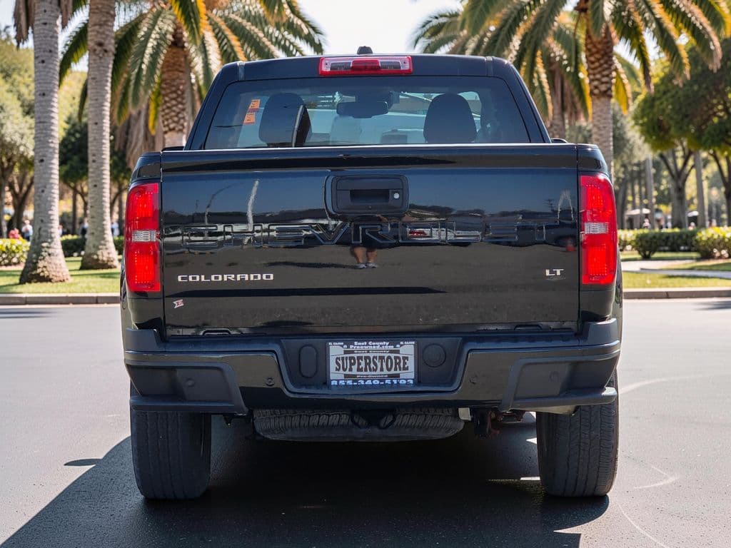 2022 Chevrolet Colorado LT - Photo 7