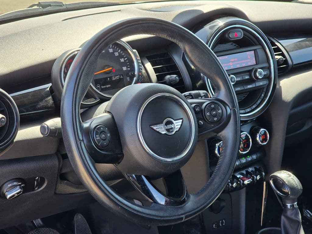 2016 MINI Cooper Base - Photo 17