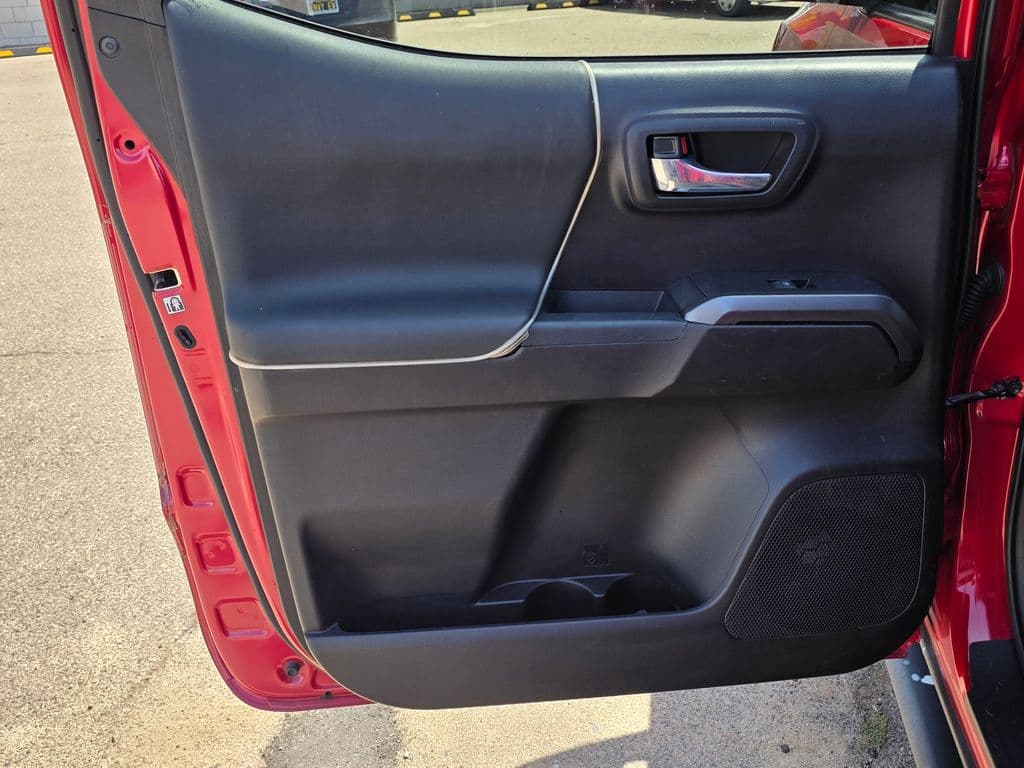 2020 Toyota Tacoma TRD Off-Road - Photo 20