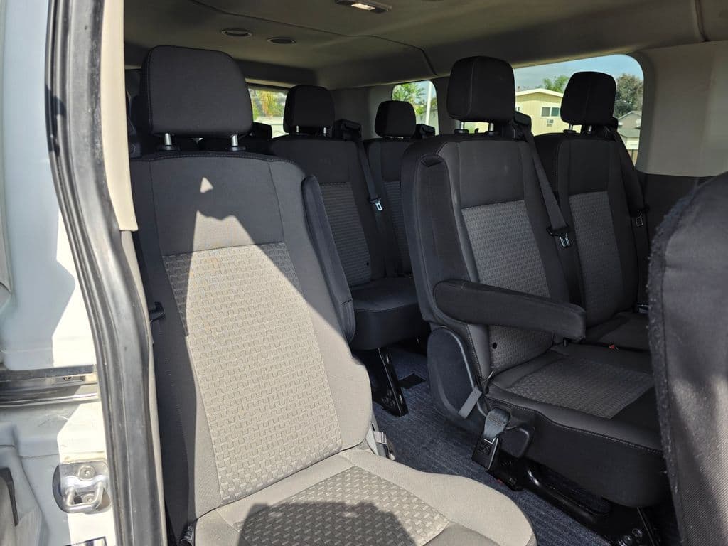 2021 Ford Transit-350 XLT - Photo 17