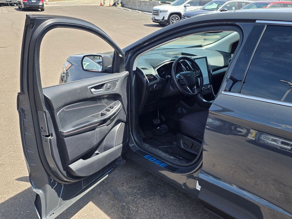 2021 Ford Edge Titanium - Photo 40