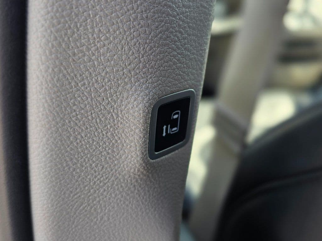 2024 Chrysler Pacifica Touring L - Photo 19