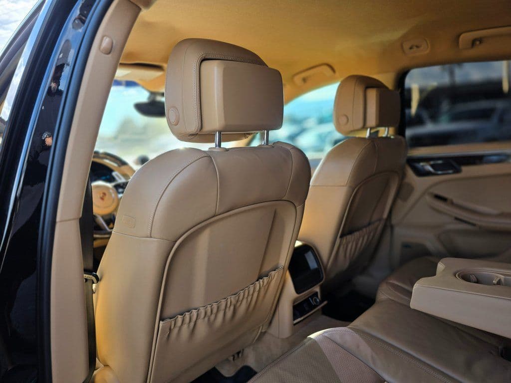 2015 Porsche Macan S - Photo 20
