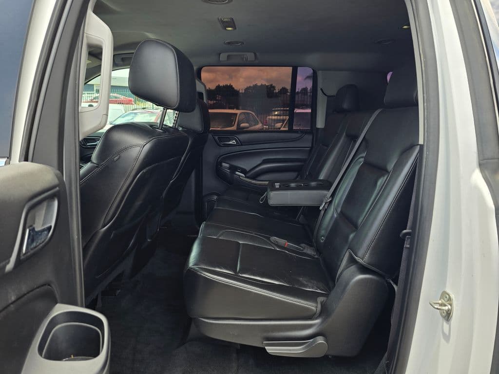 2015 Chevrolet Suburban LT - Photo 21