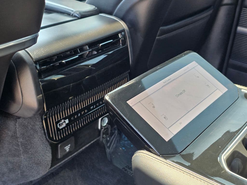 2024 Jeep Grand Wagoneer L Series II - Photo 27