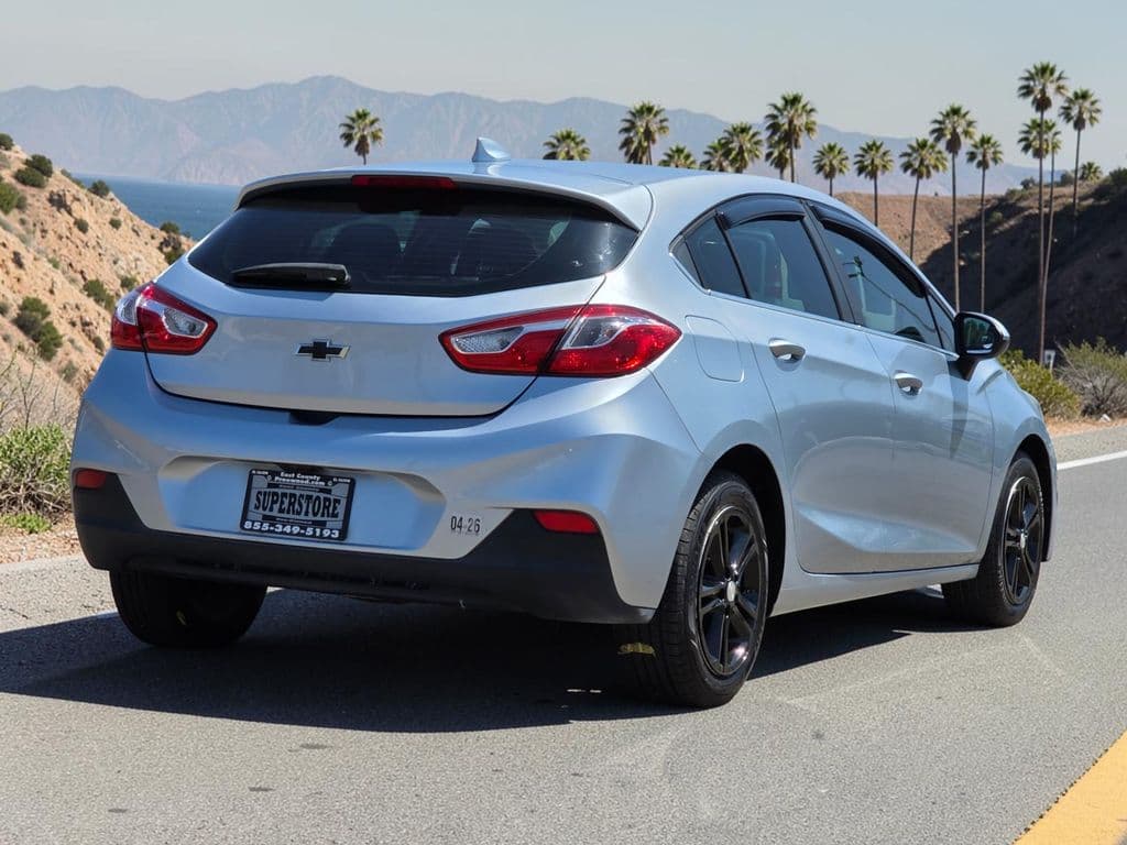2018 Chevrolet Cruze LT - Photo 8