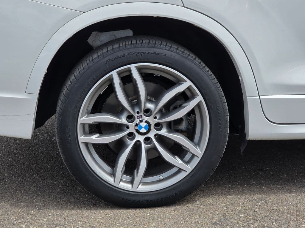 2017 BMW X3 xDrive28i - Photo 10