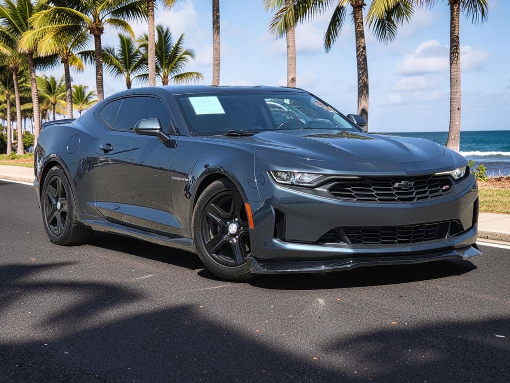 2019 Chevrolet Camaro 1LT - Photo 2