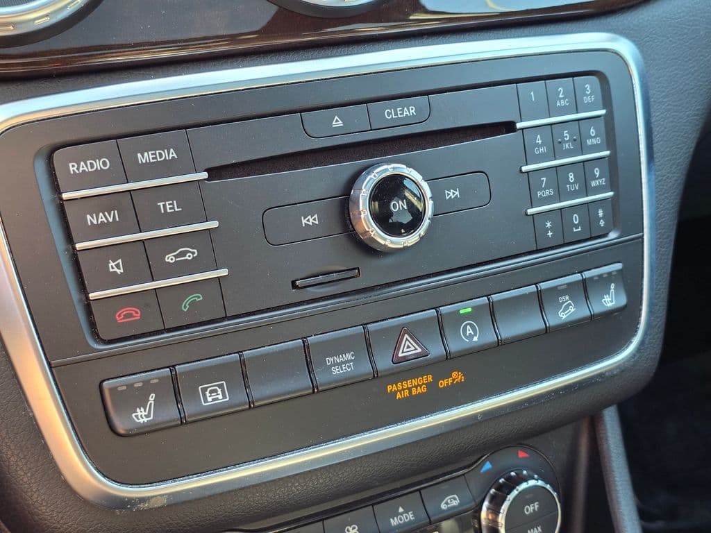 2016 Mercedes-Benz GLA GLA 250 - Photo 35