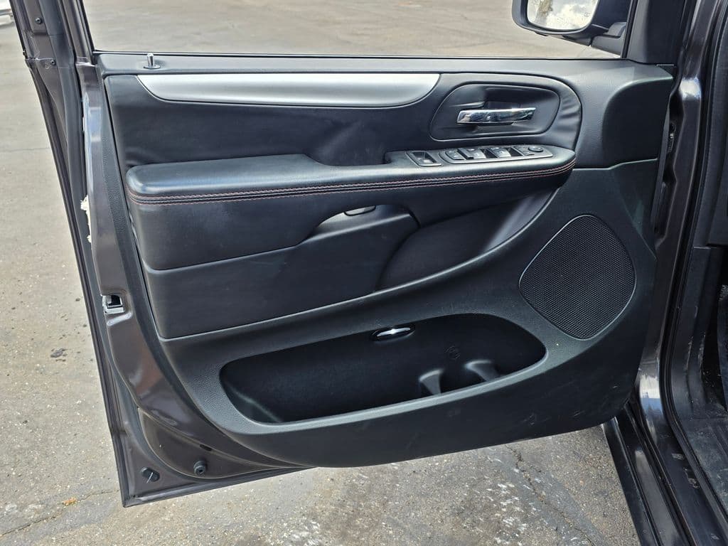 2019 Dodge Grand Caravan GT - Photo 24