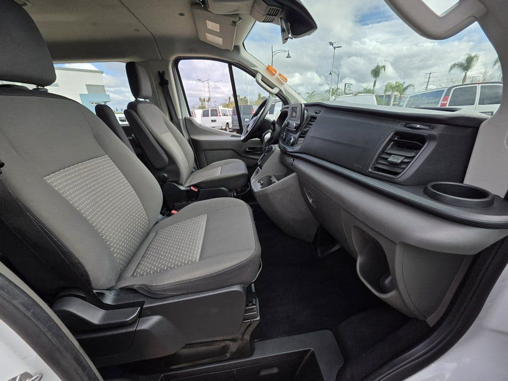 2020 Ford Transit-350 XLT - Photo 10