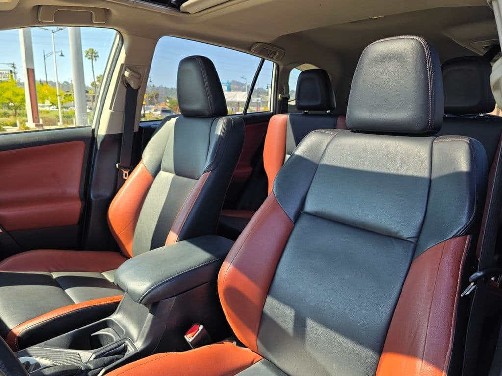 2015 Toyota RAV4 Limited - Photo 20