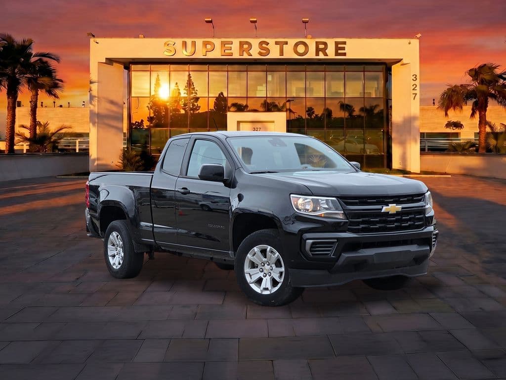 2022 Chevrolet Colorado LT - Photo 1