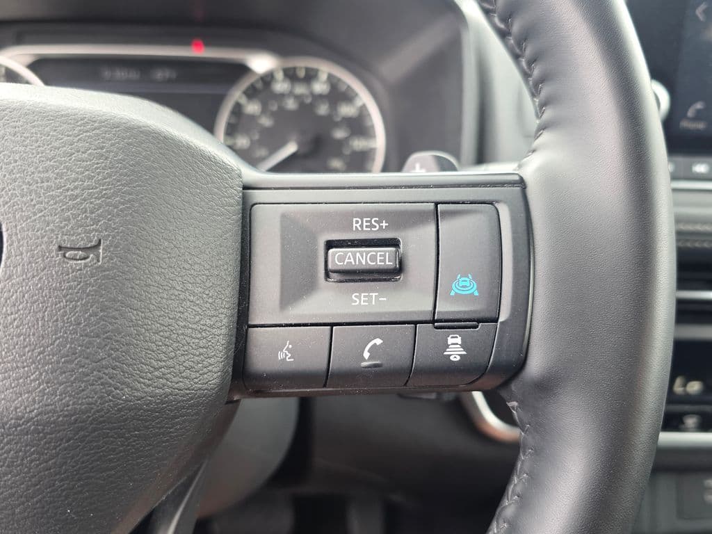 2025 Nissan Rogue SV - Photo 19