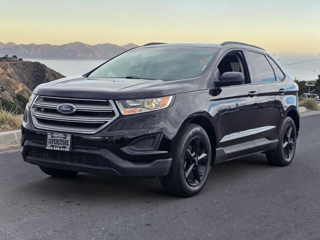 2018 Ford Edge SE - Photo 4