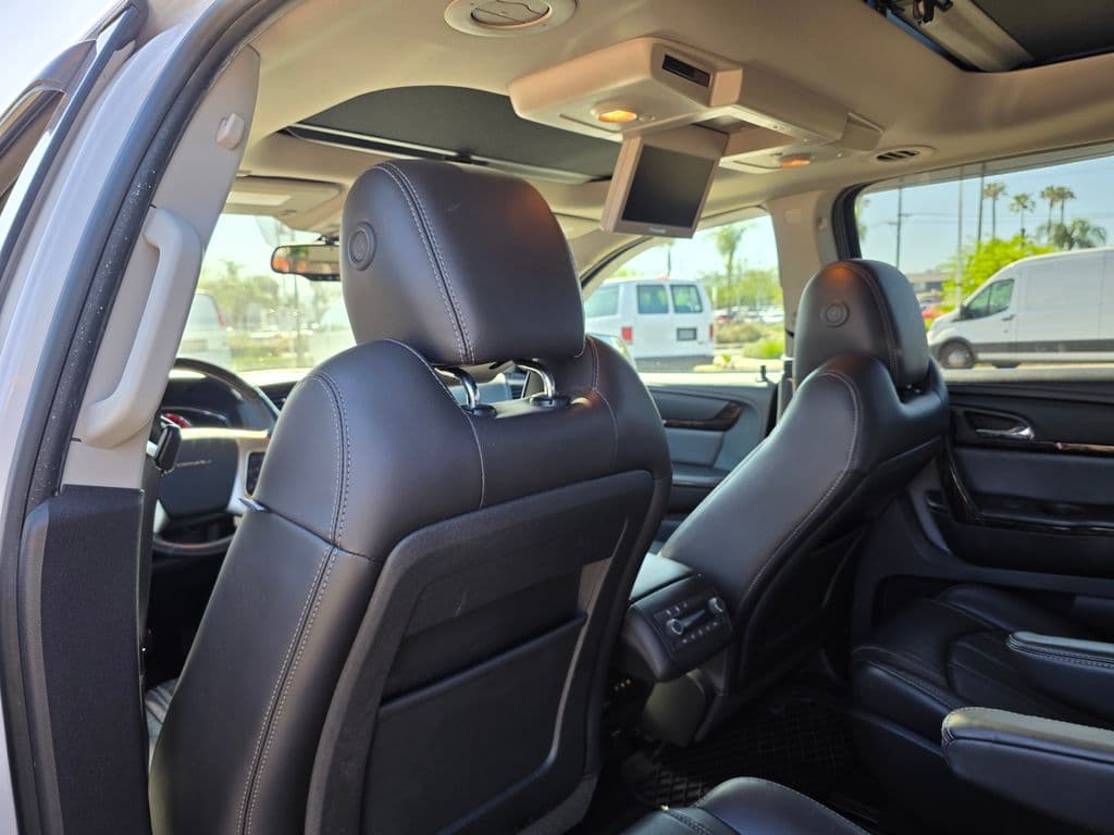 2016 GMC Acadia Denali - Photo 25