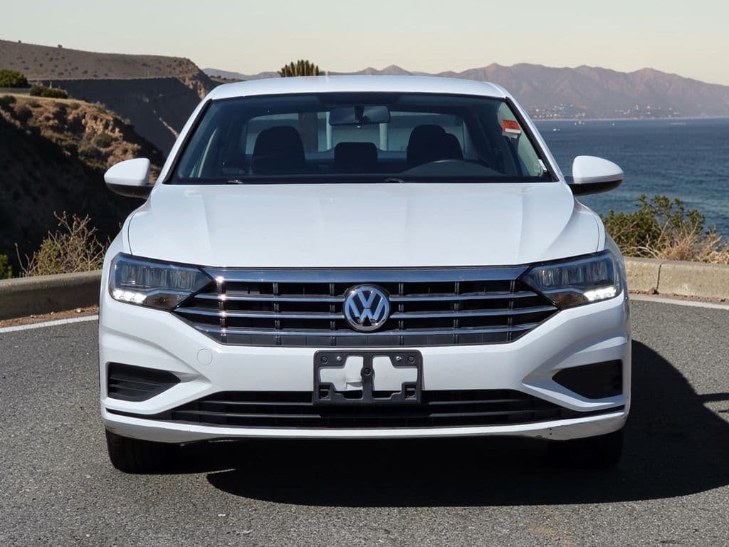 2021 Volkswagen Jetta - Photo 3