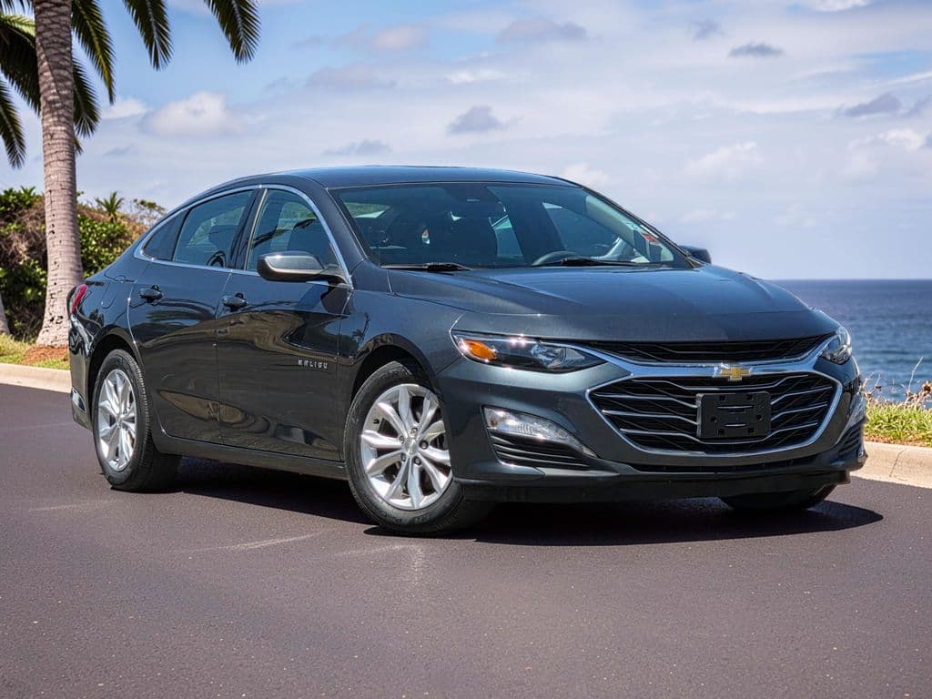 2021 Chevrolet Malibu LT - Photo 2