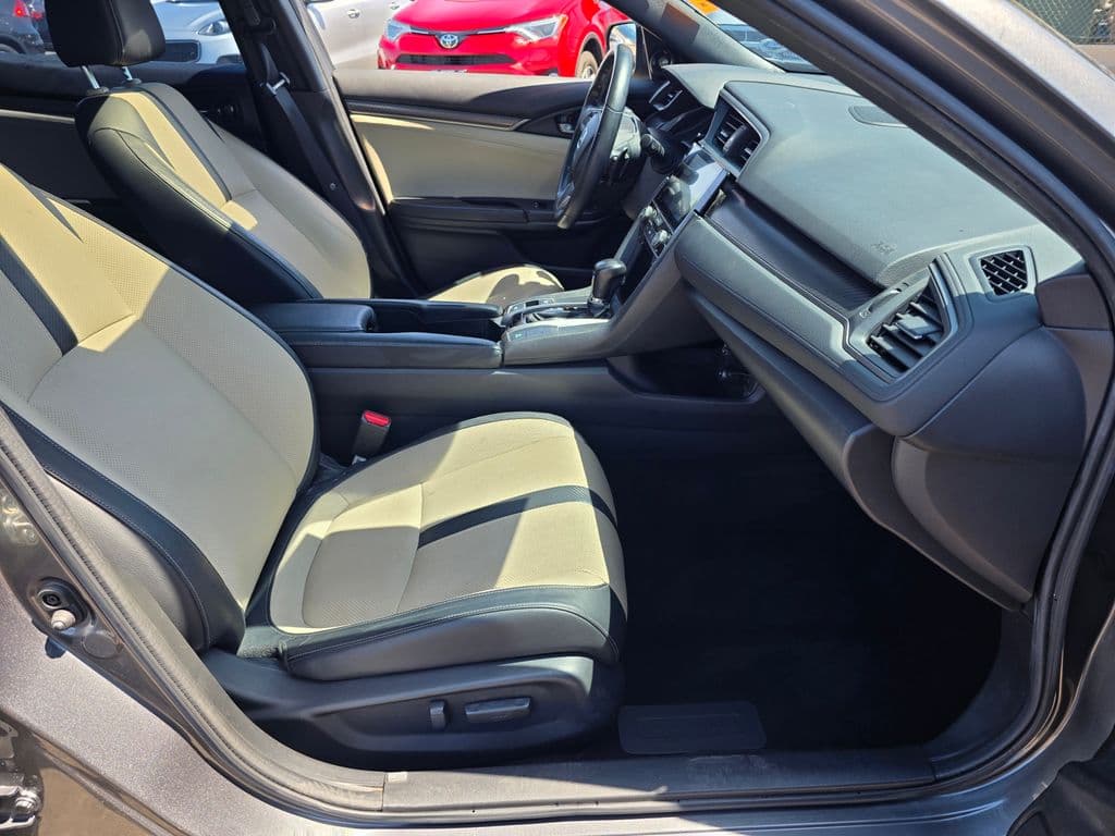 2018 Honda Civic Sport Touring - Photo 11