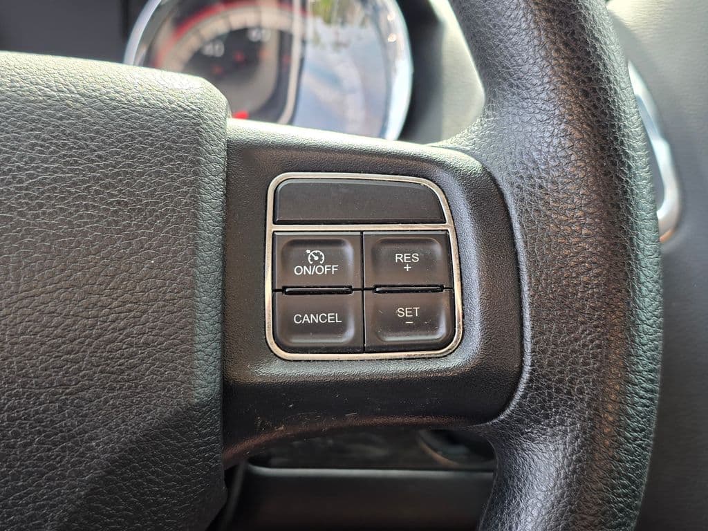 2014 Dodge Grand Caravan SE - Photo 28