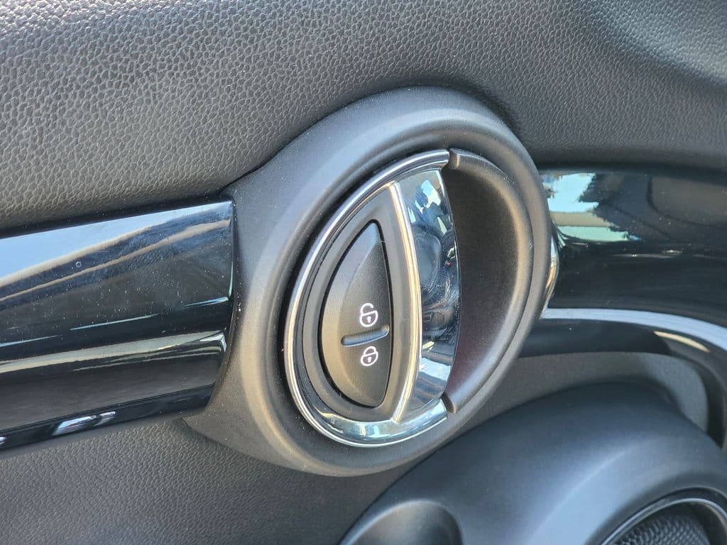 2020 MINI Cooper S - Photo 25