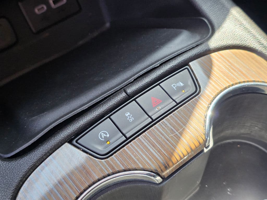 2022 GMC Acadia SLE - Photo 37