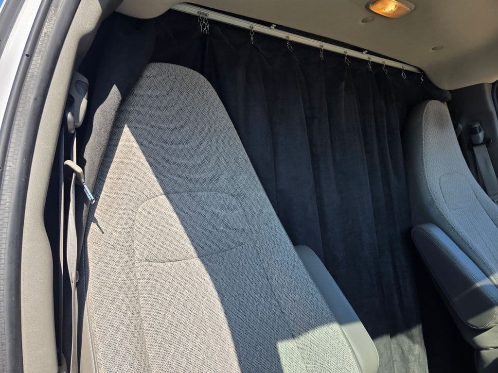2015 Chevrolet Express 2500 Work Van - Photo 11