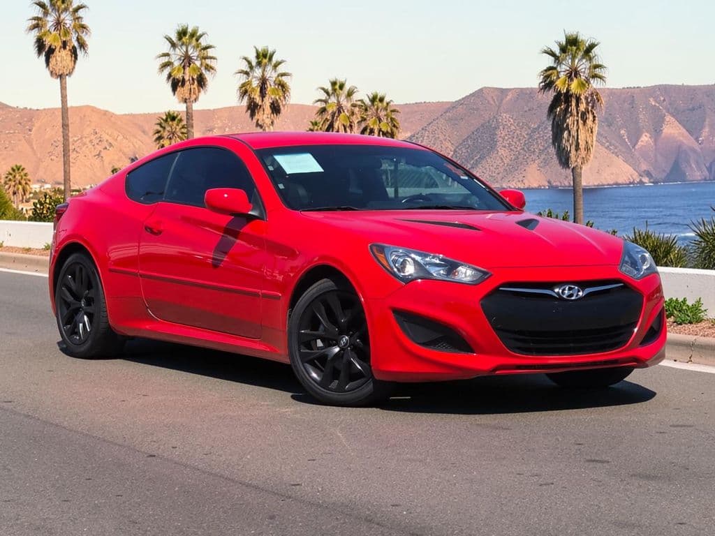 2013 Hyundai Genesis Coupe 2.0T - Photo 2