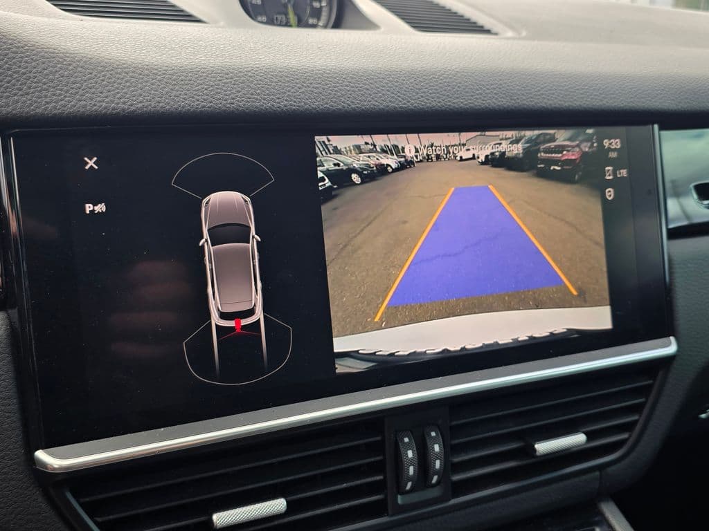 2022 Porsche Cayenne E-Hybrid - Photo 31