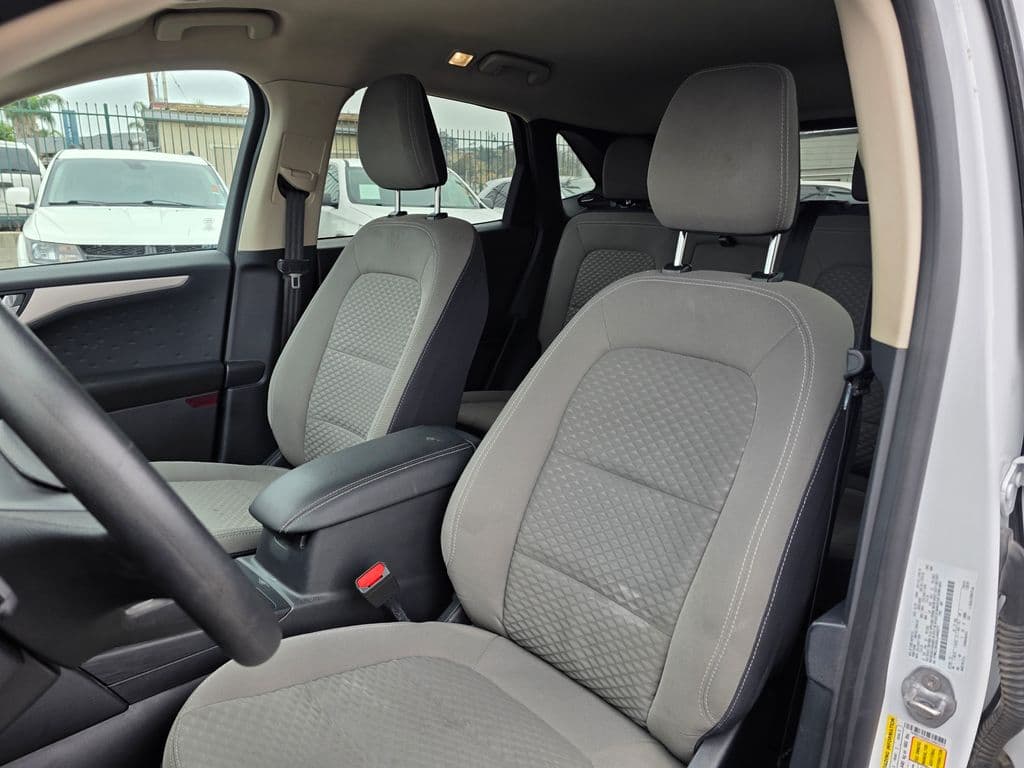 2020 Ford Escape SE - Photo 18