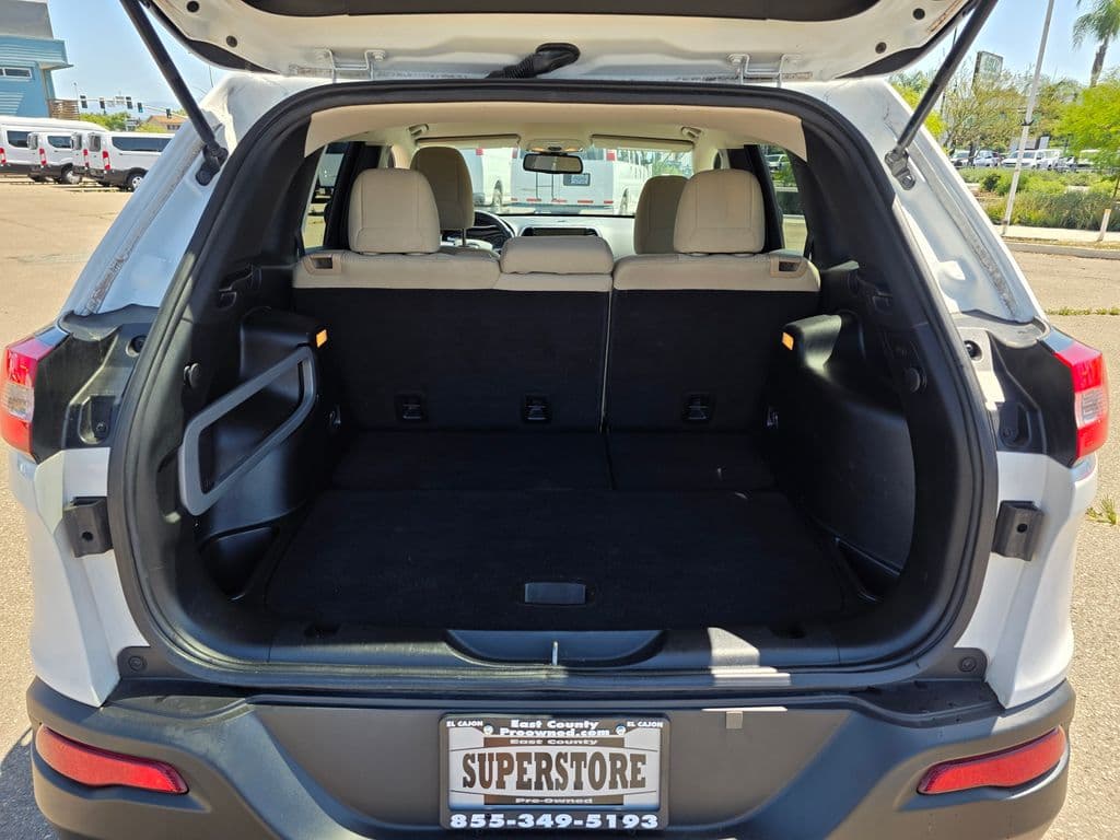 2017 Jeep Cherokee Latitude - Photo 15